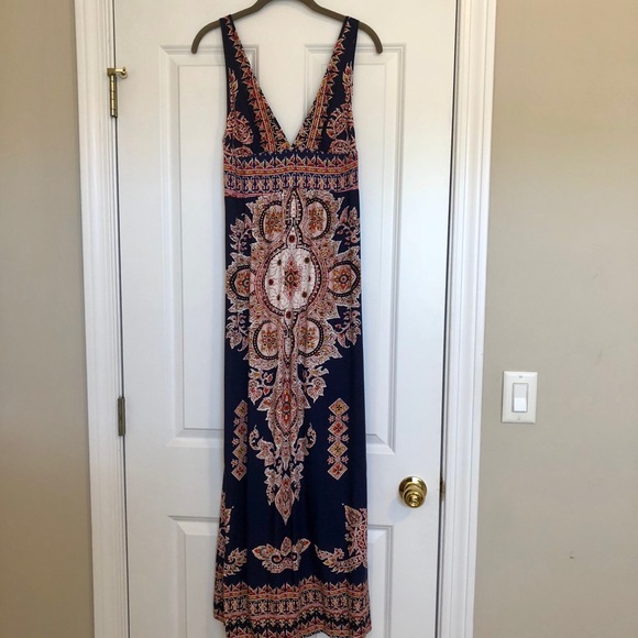 Akualani Dresses & Skirts - Akualani Boho Batik Maxi Dress
